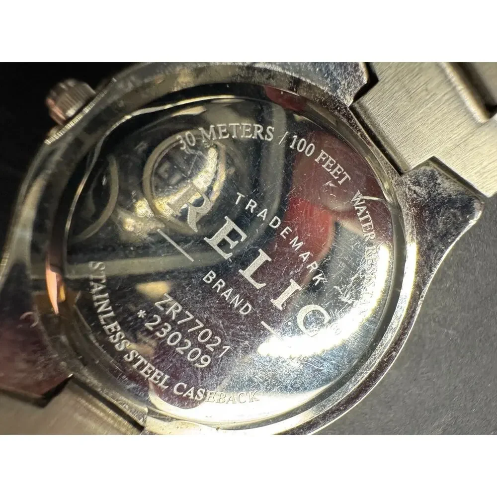 RELIC Folio ZR77021 Silver Tone Quartz Analog Men's Watch 30M Water Resistant